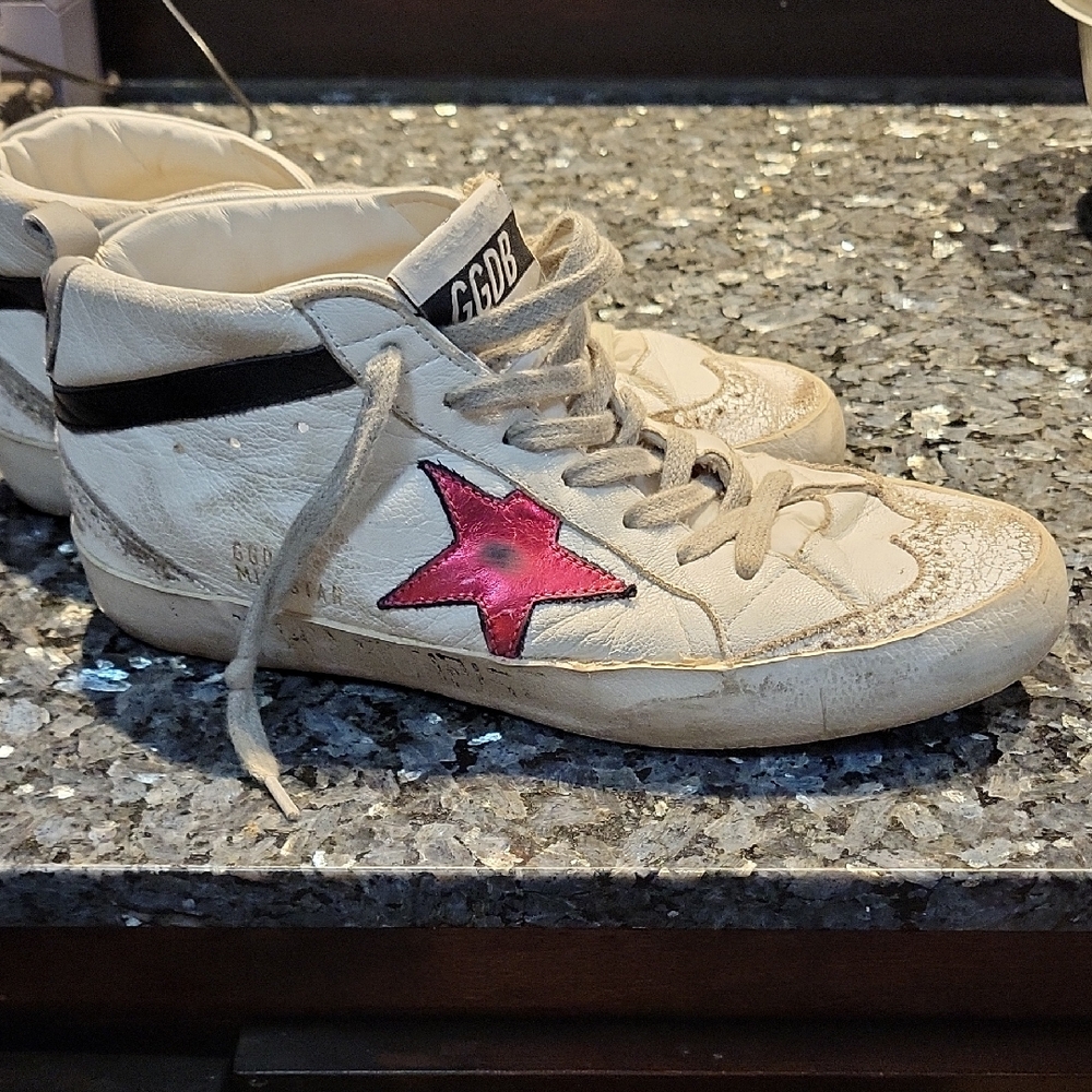 Golden Goose Cream Sneakers with Pink Star